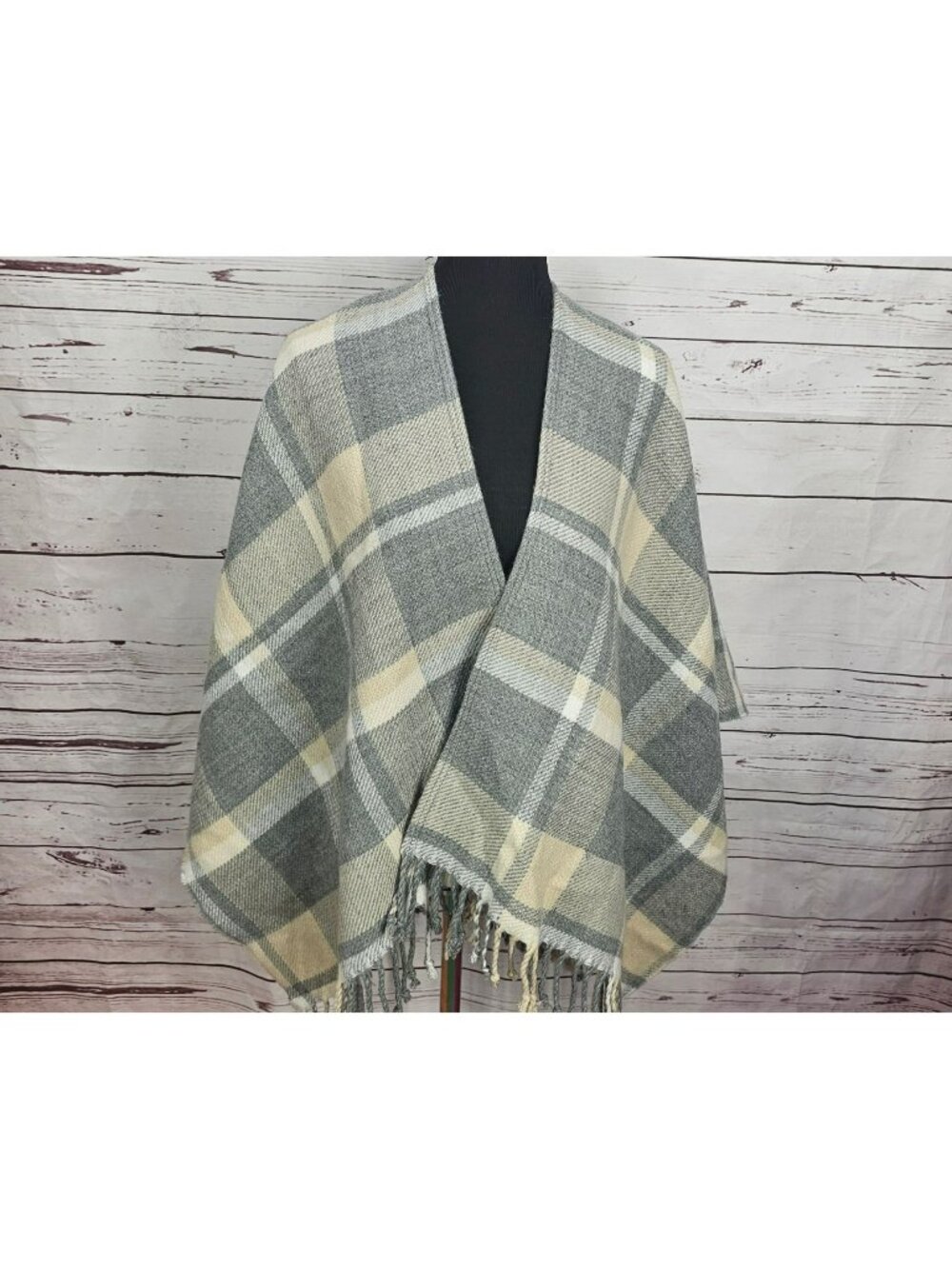 Abercrombie & Fitch Gray & Cream Plaid Fringe Wrap Shawl Scarf